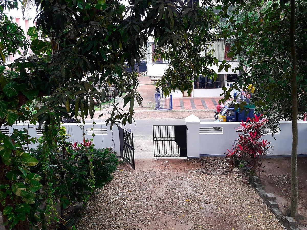 Aham Yoga Nest Alappuzha Exterior foto